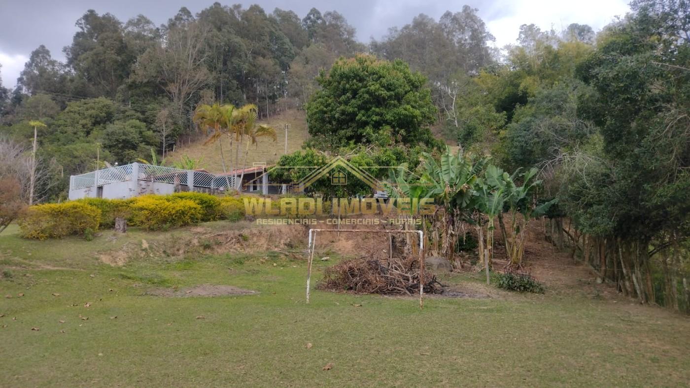 Chácara, 3 quartos, 9000 m² - Foto 1