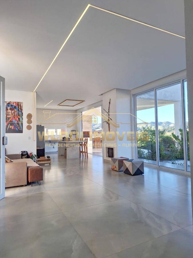 Chácara, 3 quartos, 2950 m² - Foto 1