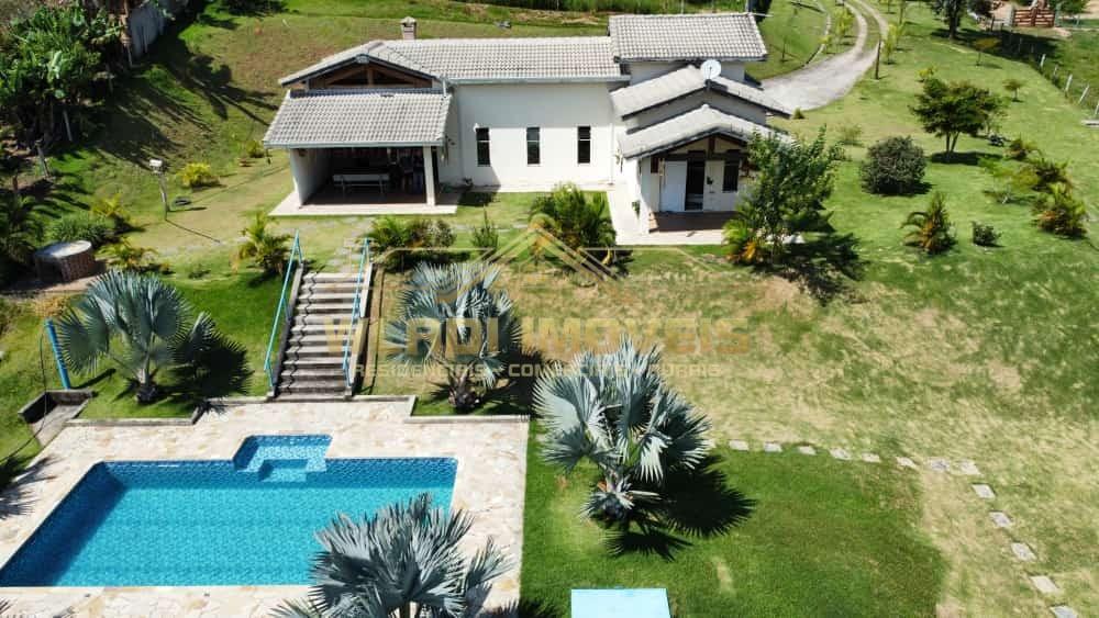 Chácara, 3 quartos, 5600 m² - Foto 1